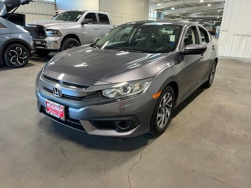 Used 2017 Honda Civic EX image 7