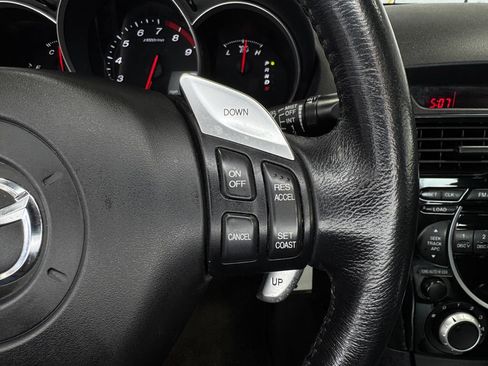 Used 2005 MAZDA RX-8 w/ AT Grand Touring Pkg RWD image 17