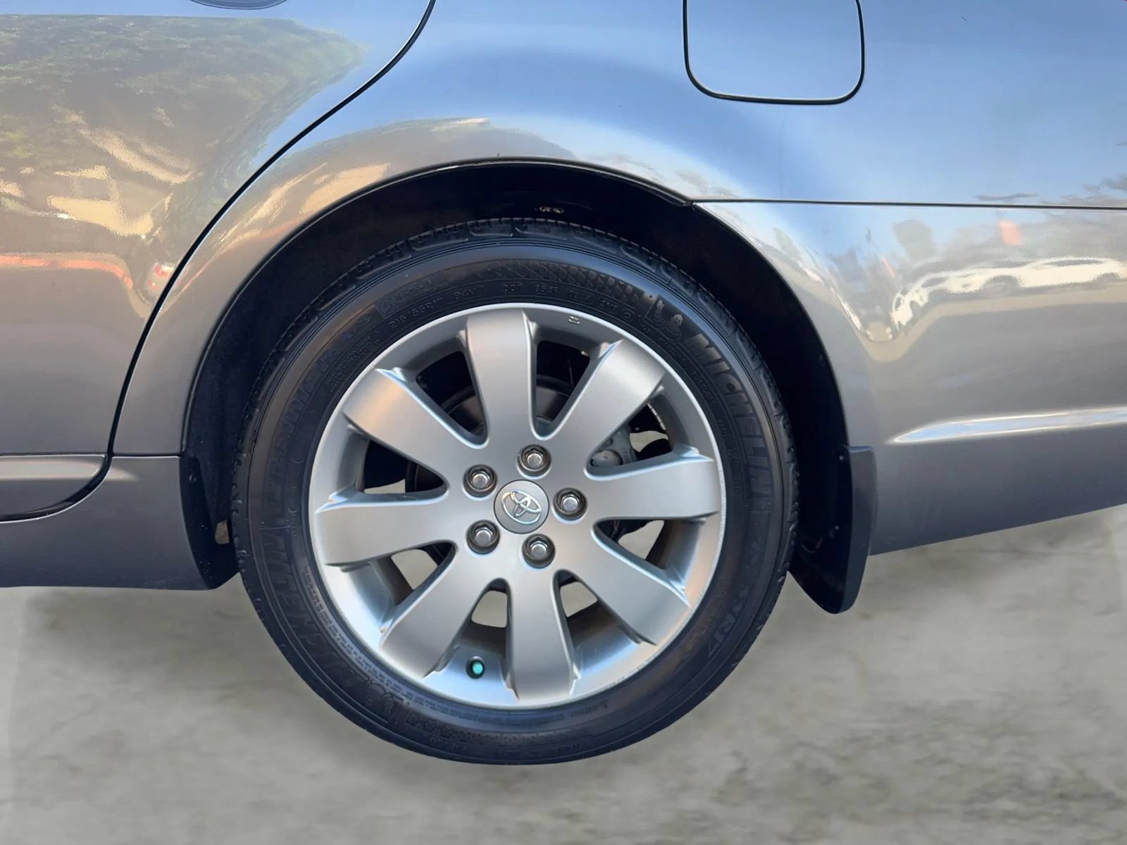 Used 2005 Toyota Avalon Touring FWD image 55