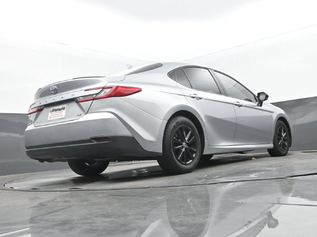 Used 2026 Toyota Camry LE w/ Convenience Package FWD image 11