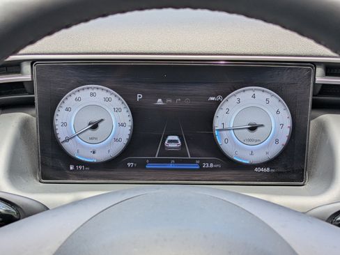 Certified 2022 Hyundai Tucson Limited w/ Cargo Package FWD image 28