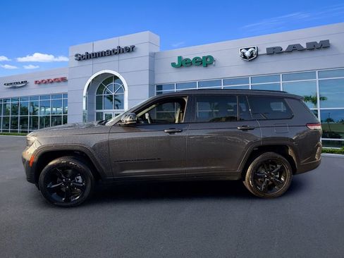 New 2025 Jeep Grand Cherokee L Altitude RWD image 4