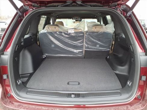 New 2025 Jeep Grand Cherokee Limited image 7