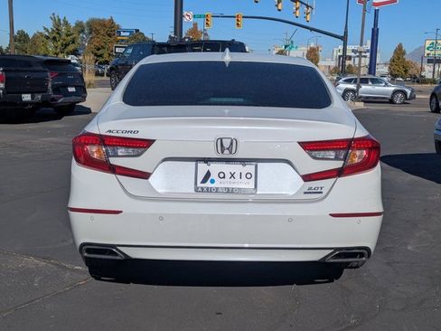 Used 2019 Honda Accord Touring image 5