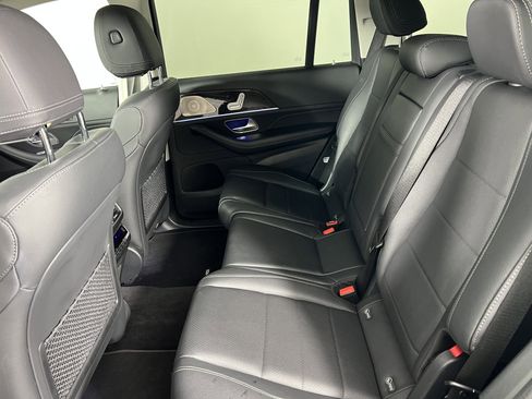 Certified 2024 Mercedes-Benz GLS 450 4MATIC image 20