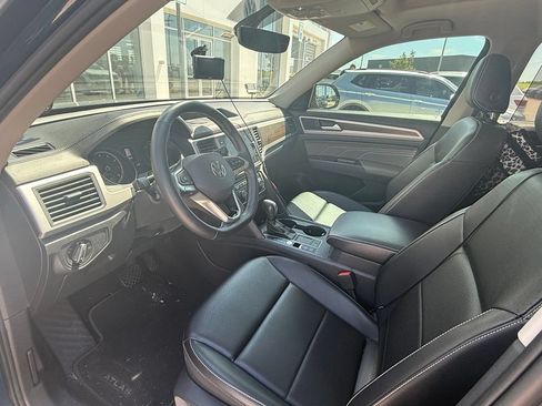 Used 2021 Volkswagen Atlas SE FWD image 9