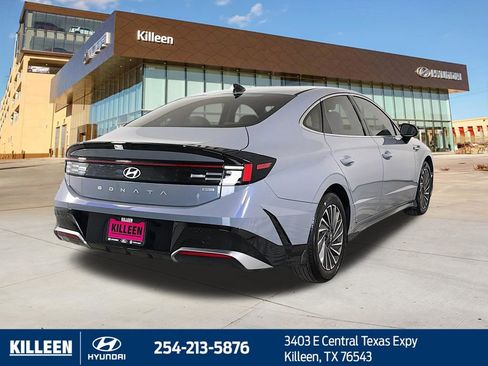 Used 2025 Hyundai Sonata SEL FWD image 8