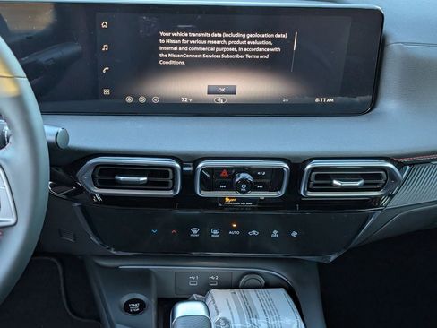 New 2026 Nissan Sentra SR FWD image 11