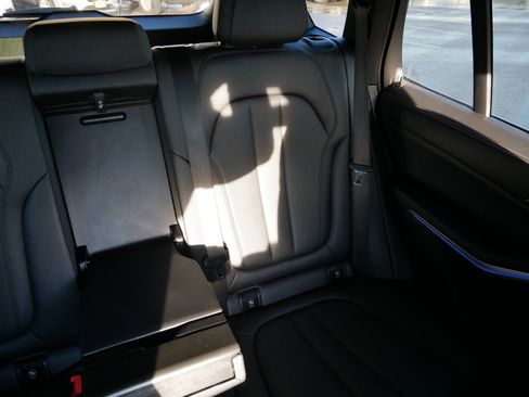 Used 2019 BMW X5 xDrive40i w/ Premium Package 2 image 14