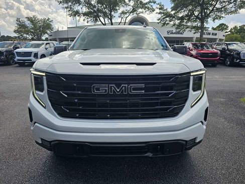 Used 2023 GMC Sierra 1500 Elevation w/ LPO, Elevation Black Package AWD/4WD image 9