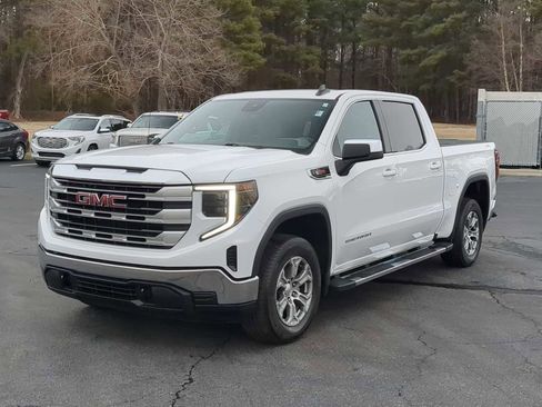 Used 2022 GMC Sierra 1500 SLE image 4