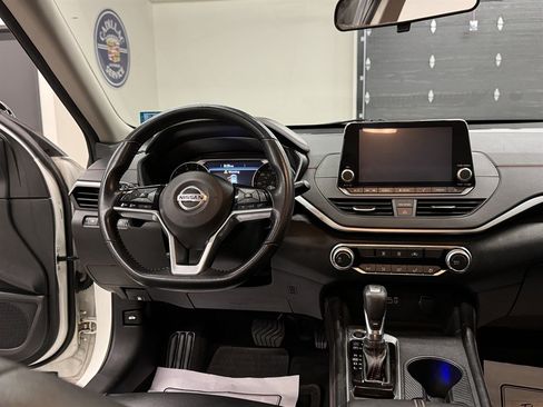 Used 2020 Nissan Altima 2.5 SR AWD/4WD image 29