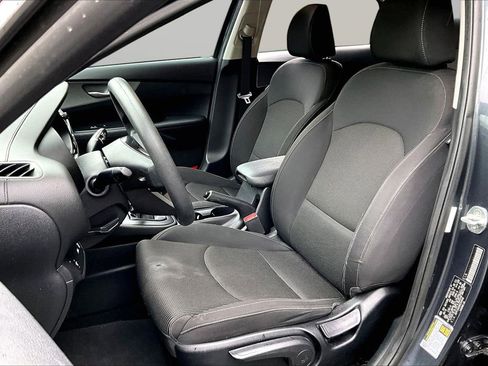 Used 2019 Kia Forte Sedan FWD image 19