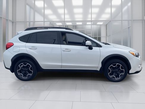 Used 2014 Subaru Crosstrek 2.0i Limited image 7