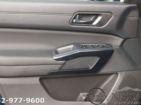 New 2026 Nissan Pathfinder SV AWD/4WD image 9