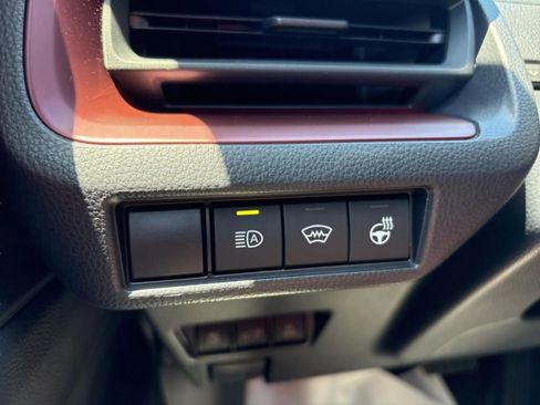 New 2026 Toyota Prius Plug-In Hybrid FWD image 17