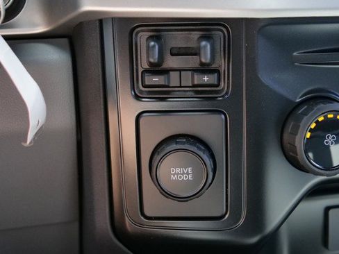 Used 2024 Ford F350 XL RWD image 18