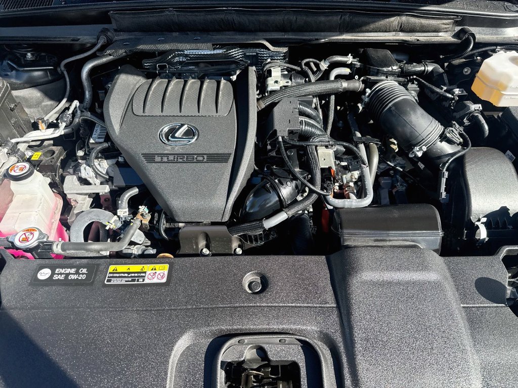 Used 2024 Lexus RX 500h F Sport w/ Convenience Package AWD/4WD image 33