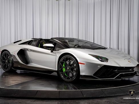 Used 2022 Lamborghini Aventador LP 780-4 Ultimae image 3