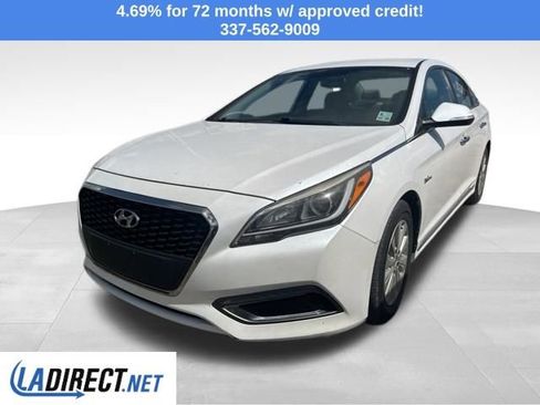 Used 2016 Hyundai Sonata SE image 1