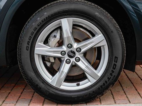 Used 2023 Audi Q5 2.0T Premium w/ Convenience Package image 10