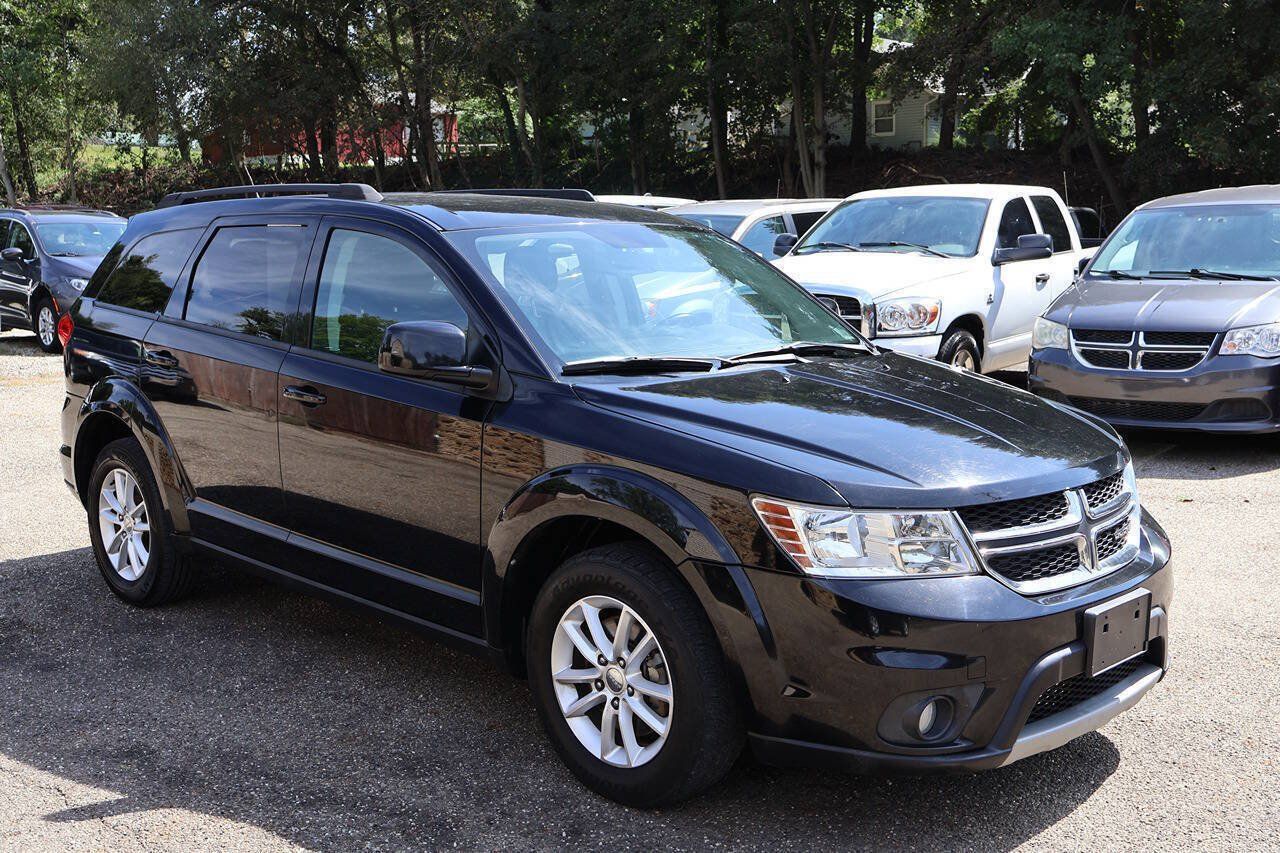 Used 2014 Dodge Journey SXT w/ Flexible Seating Group FWD image 1