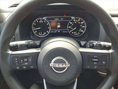 Used 2023 Nissan Pathfinder S image 14