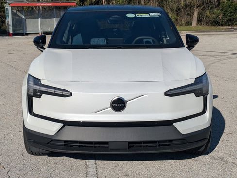 New 2026 Volvo EX30 Plus image 8
