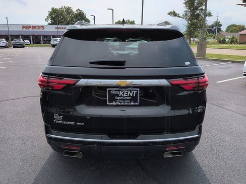 Used 2023 Chevrolet Traverse High Country w/ LPO, Floor Liner Package AWD/4WD image 6