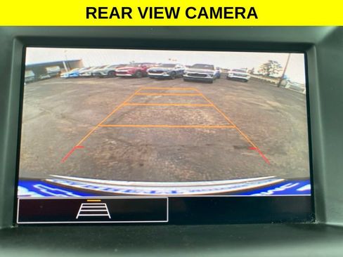 Used 2024 GMC Terrain SLE FWD image 8