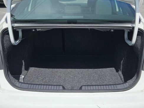 Used 2025 Volkswagen Jetta Sport FWD image 27