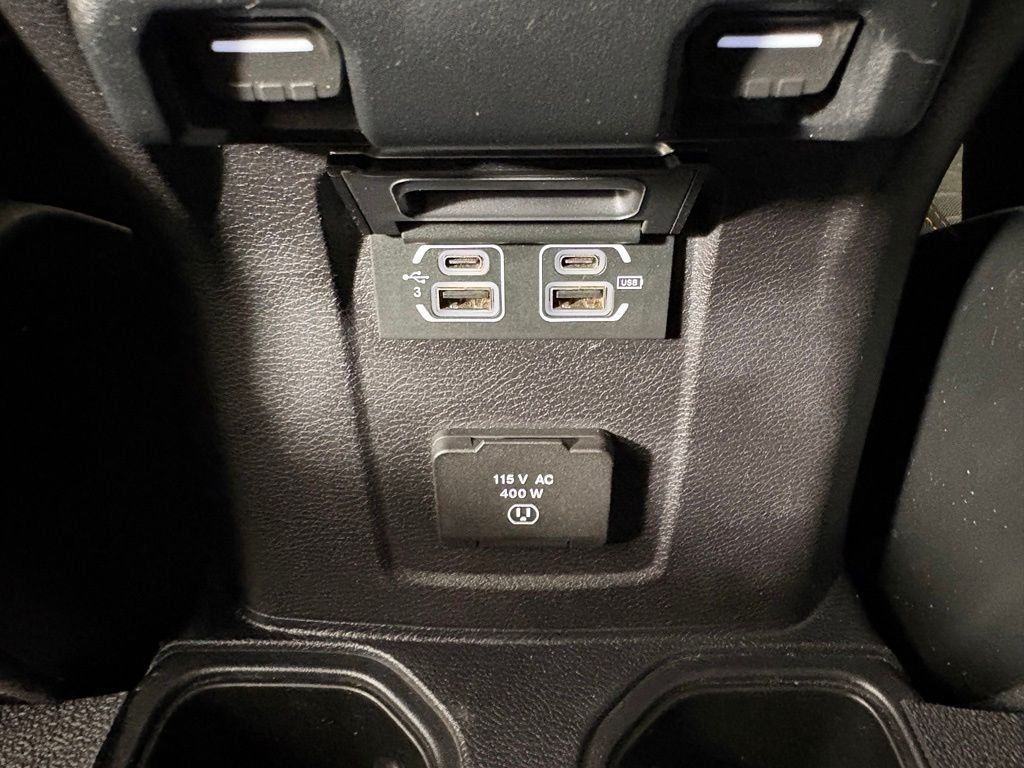 Used 2020 Jeep Gladiator Mojave AWD/4WD image 36