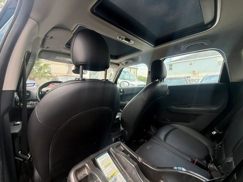 Used 2019 MINI Cooper Countryman FWD image 14