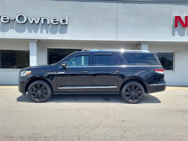 Used 2024 Lincoln Navigator L Reserve AWD/4WD image 13