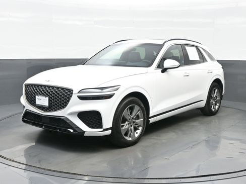 Certified 2022 Genesis GV70 3.5T Sport image 2