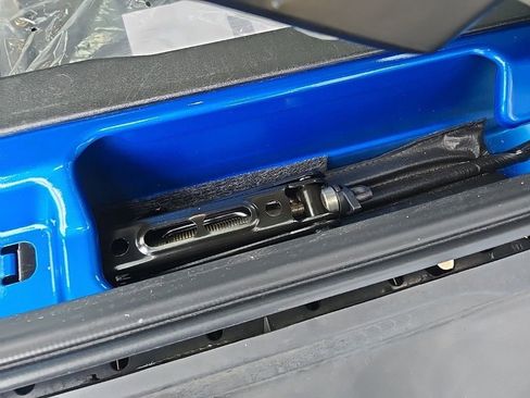 Used 2024 Jeep Wrangler Sahara w/ Technology Group AWD/4WD image 98