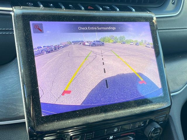 Used 2023 Jeep Grand Cherokee Limited AWD/4WD image 12