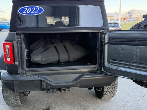 Used 2022 Ford Bronco Badlands image 40