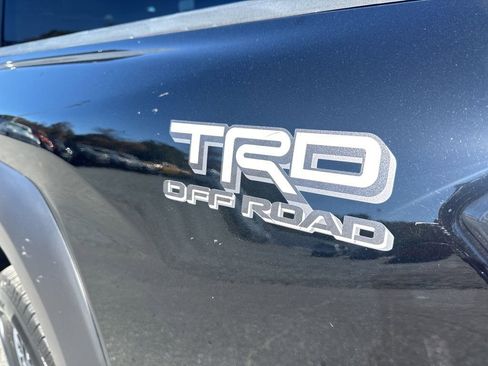 Used 2024 Toyota Tacoma TRD Off-Road image 30