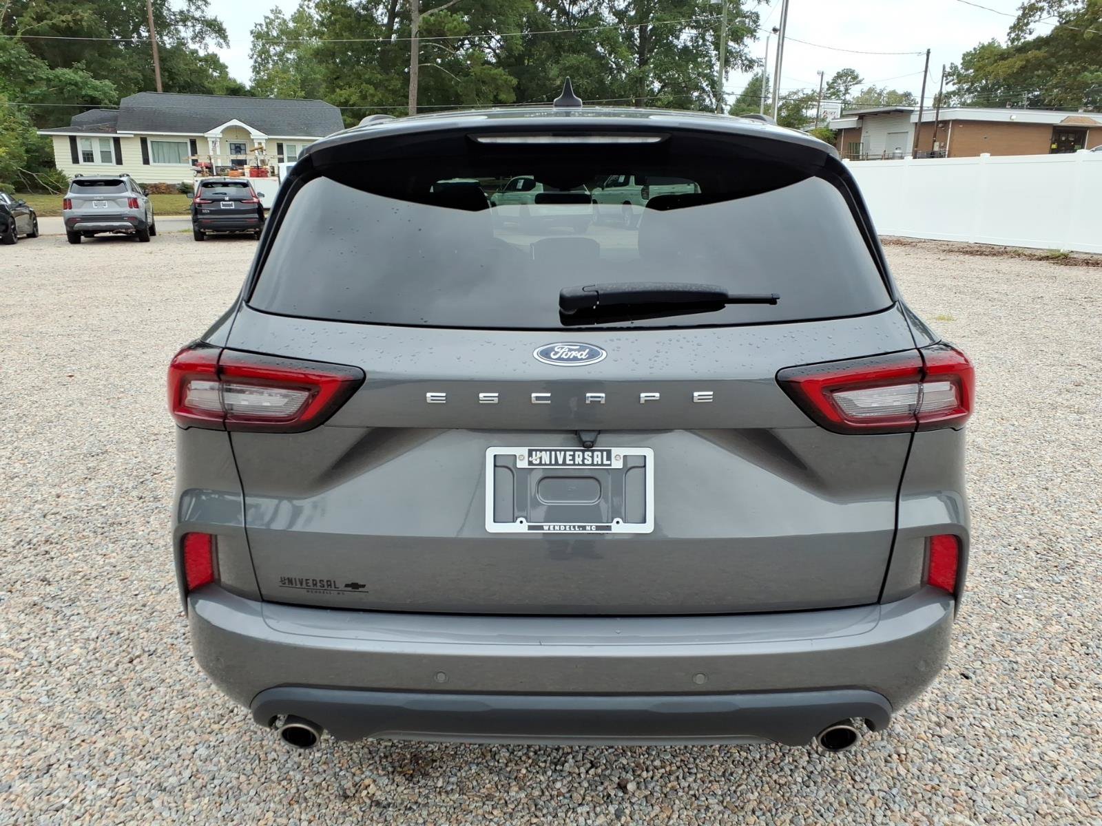 Used 2023 Ford Escape ST-Line w/ Tech Pack #1 FWD image 6