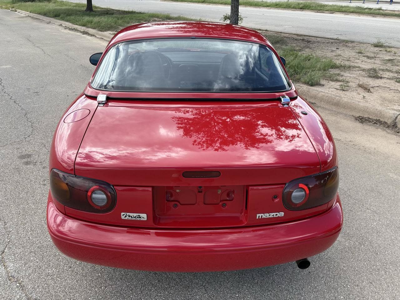 Used 1991 MAZDA MX-5 Miata RWD image 12