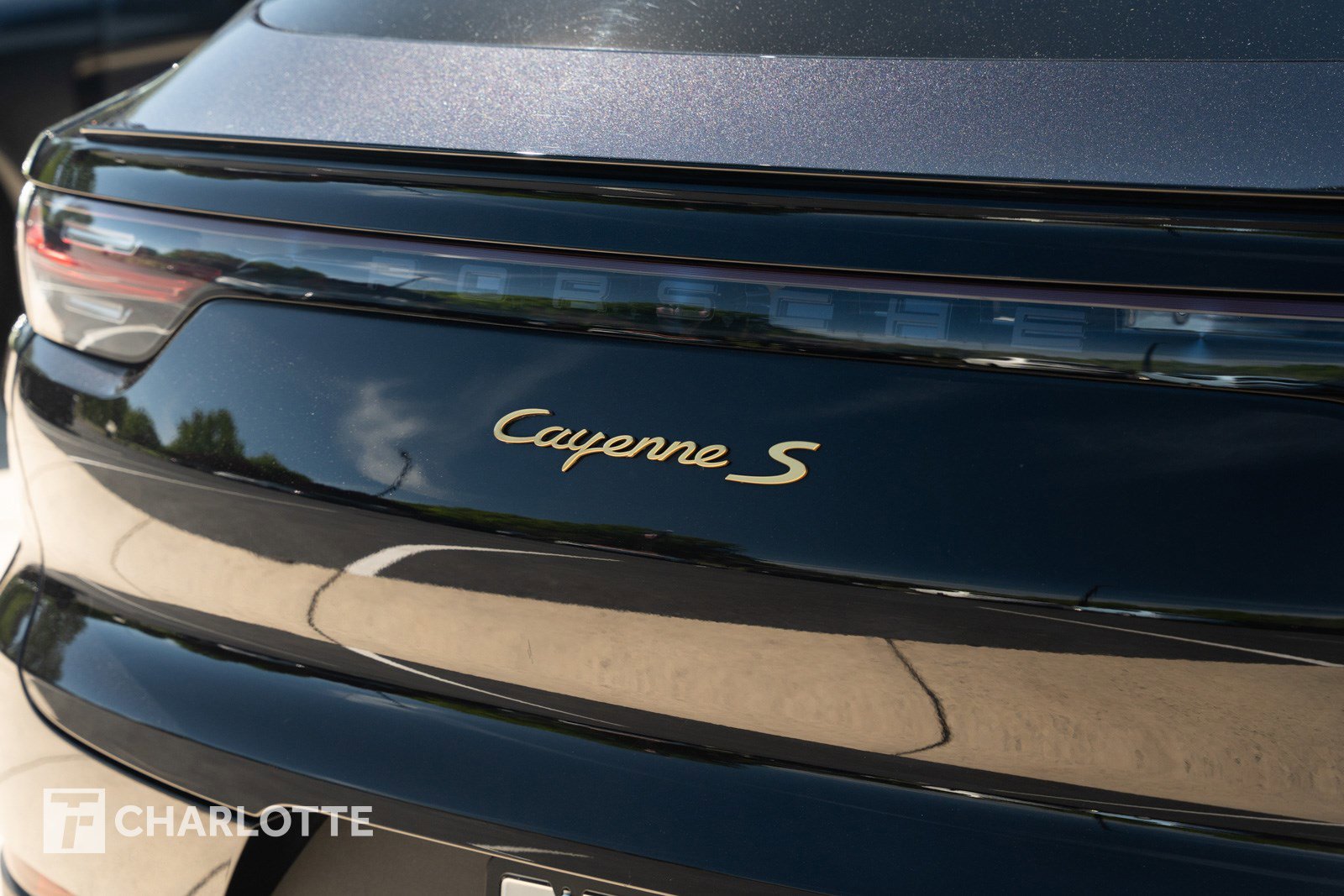 Used 2022 Porsche Cayenne S AWD/4WD image 13