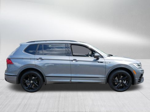 Certified 2023 Volkswagen Tiguan SE R-Line AWD/4WD image 8