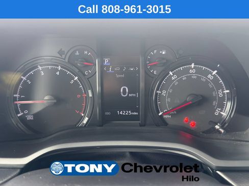 Used 2023 Toyota 4Runner SR5 AWD/4WD image 13