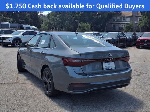 New 2026 Volkswagen Jetta SE FWD image 5