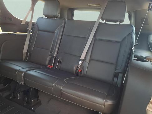 Used 2022 GMC Yukon XL Denali image 21