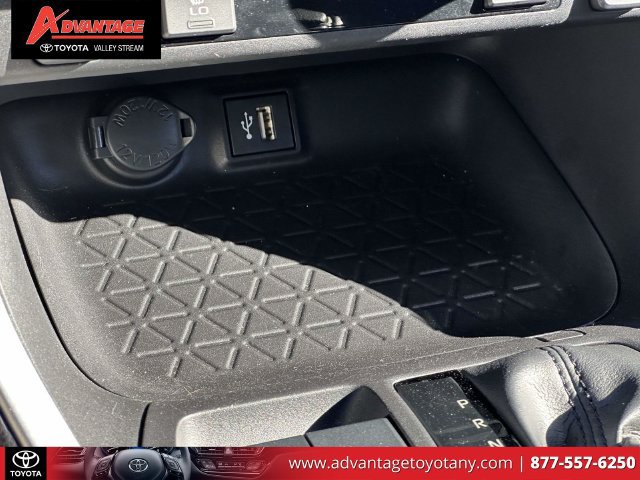 Certified 2023 Toyota RAV4 XLE w/ Convenience Package AWD/4WD image 35