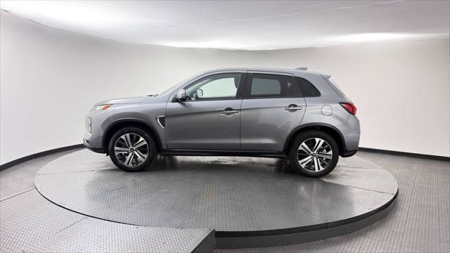 Used 2025 Mitsubishi Outlander Sport SE AWD/4WD image 3