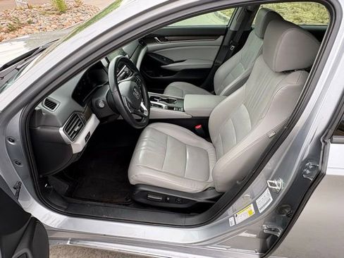 Used 2018 Honda Accord EX-L image 12