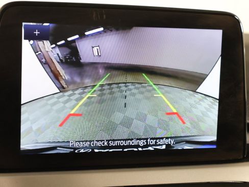 Used 2022 Ford Escape SE w/ SE Sport Appearance Package image 23